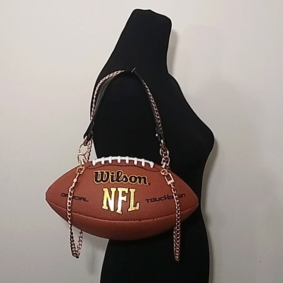 HANDMADE Football Purse 🏈 - Picture 3 of 17